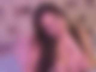 EmaValvet's Live Sex Cam Show