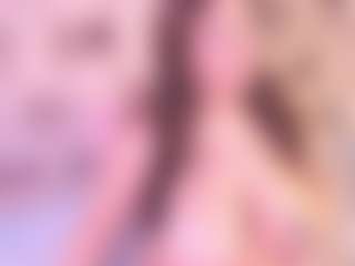 EmaValvet's Live Sex Cam Show