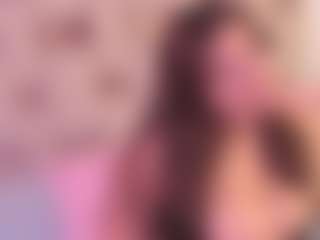 EmaValvet's Live Sex Cam Show