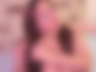 EmaValvet's Live Sex Cam Show