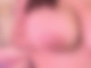 EmaValvet's Live Sex Cam Show