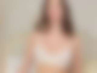 LaraLane's Live Sex Cam Show