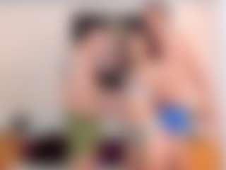 Love-Submissive18's Live Sex Cam Show