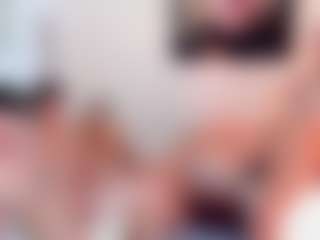 Love-Submissive18's Live Sex Cam Show