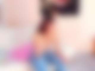 Love-Submissive18's Live Sex Cam Show
