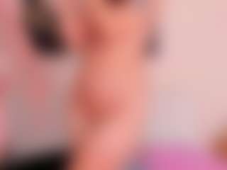Live cam show with Love-Submissive18 - Ass Bouncing on Camsoda