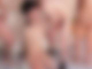 Love-Submissive18's Live Sex Cam Show