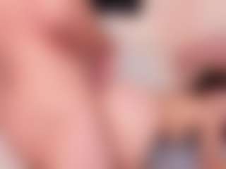 Love-Submissive18's Live Sex Cam Show