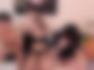 Love-Submissive18's Live Sex Cam Show