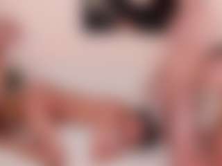 Love-Submissive18's Live Sex Cam Show