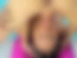Live cam show with Party-Station - Brown Eyes on livesuperchat.net