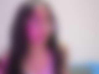 Live cam show with Emily-Blush - New Small Tits on TeamSkeetLive