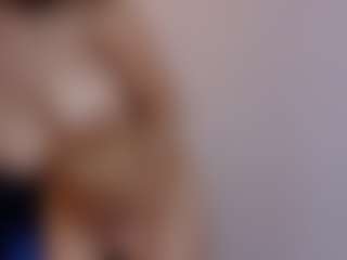 Live cam show with Emily-Blush - Squirt on Milfs Live