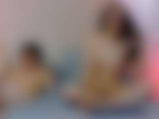 Live cam show with SkyandLia - Twerk on EXY