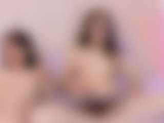 SkyandLia's Live Sex Cam Show