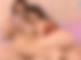 Live cam show with SkyandLia - Strip on StripNow