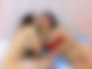 SkyandLia's Live Sex Cam Show