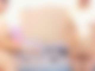 Spettacolo in cam dal vivo con SkyandLia - Small Tits su Camsoda