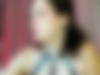 Live cam show with Amelya-Wood - Green Eyes on AdultVida.com