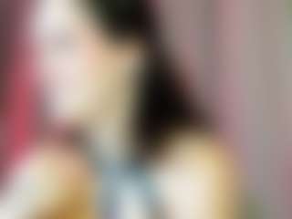 Live cam show with Amelya-Wood - Green Eyes on madthumbs