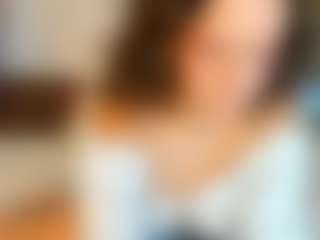 Amelya-Wood's Live Sex Cam Show