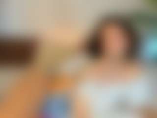Amelya-Wood's Live Sex Cam Show