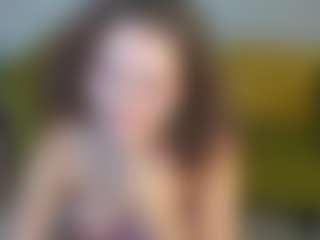 Amelya-Wood's Live Sex Cam Show
