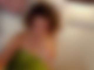 Live cam show with Amelya-Wood - Sexy on PervPlay.com