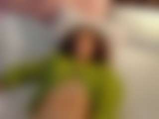 Amelya-Wood's Live Sex Cam Show