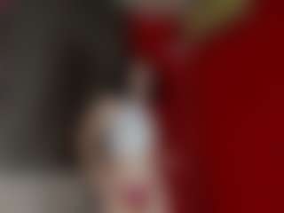 Live cam show with Amelya-Wood - Sweet on Dare Cams