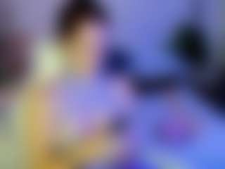 Live cam show with Amelya-Wood - Yoga on Hubzter Live