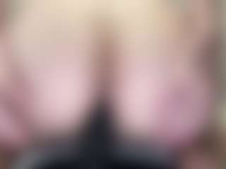 kinkywolf18's Live Sex Cam Show