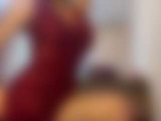 Live cam show with LeeannaKarels - Squirt on AdultVida.com