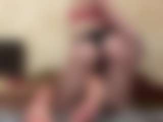 Live cam show with LeeannaKarels - Genital Piercings on Camsoda