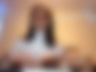 LindaGil's Live Sex Cam Show