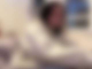 Live cam show with LindaGil - Erotic Dance on Camsoda