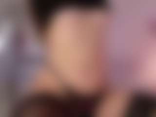 Live cam show with Sienna - Gagging on madthumbs