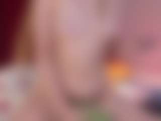 Live cam show with Sienna - Normal on Cam Slut