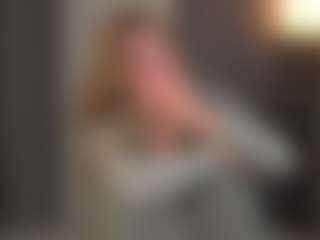 Show de cam en vivo con MariHamacher - Blowjob en Camsoda