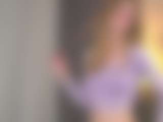 Live cam show with MariHamacher - Double Penetration on Dare Cams