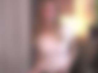 Live cam show with MariHamacher - Dildo Or Vibrator on liverealitysex.com