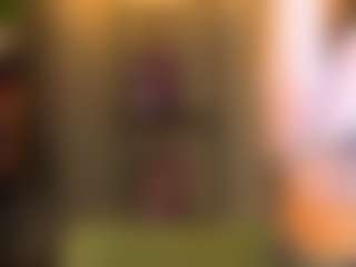 Live cam show with MariHamacher - Blue Eyes on live18s.com