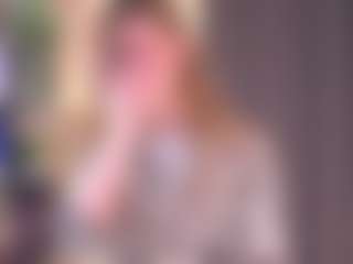 Live cam show with MariHamacher - Skinny on livesuperchat.net