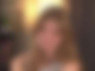 Live cam show with MariHamacher - Normal on Hubzter Live