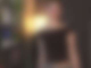 Live cam show with MariHamacher - Public on Big Tits