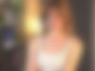Live cam show with MariHamacher - Oil on xDating