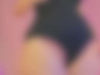 MilenaWintsor's Live Sex Cam Show