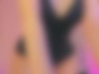 MilenaWintsor's Live Sex Cam Show