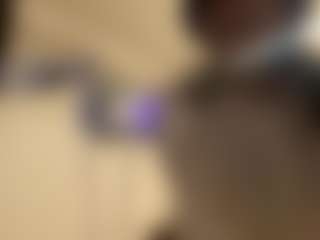 Live cam show with Mia - Amateur on Uber Horny
