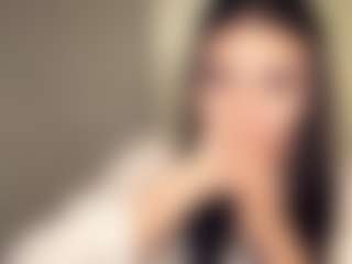 Live cam show with Mia - New Young Adult on Camsoda
